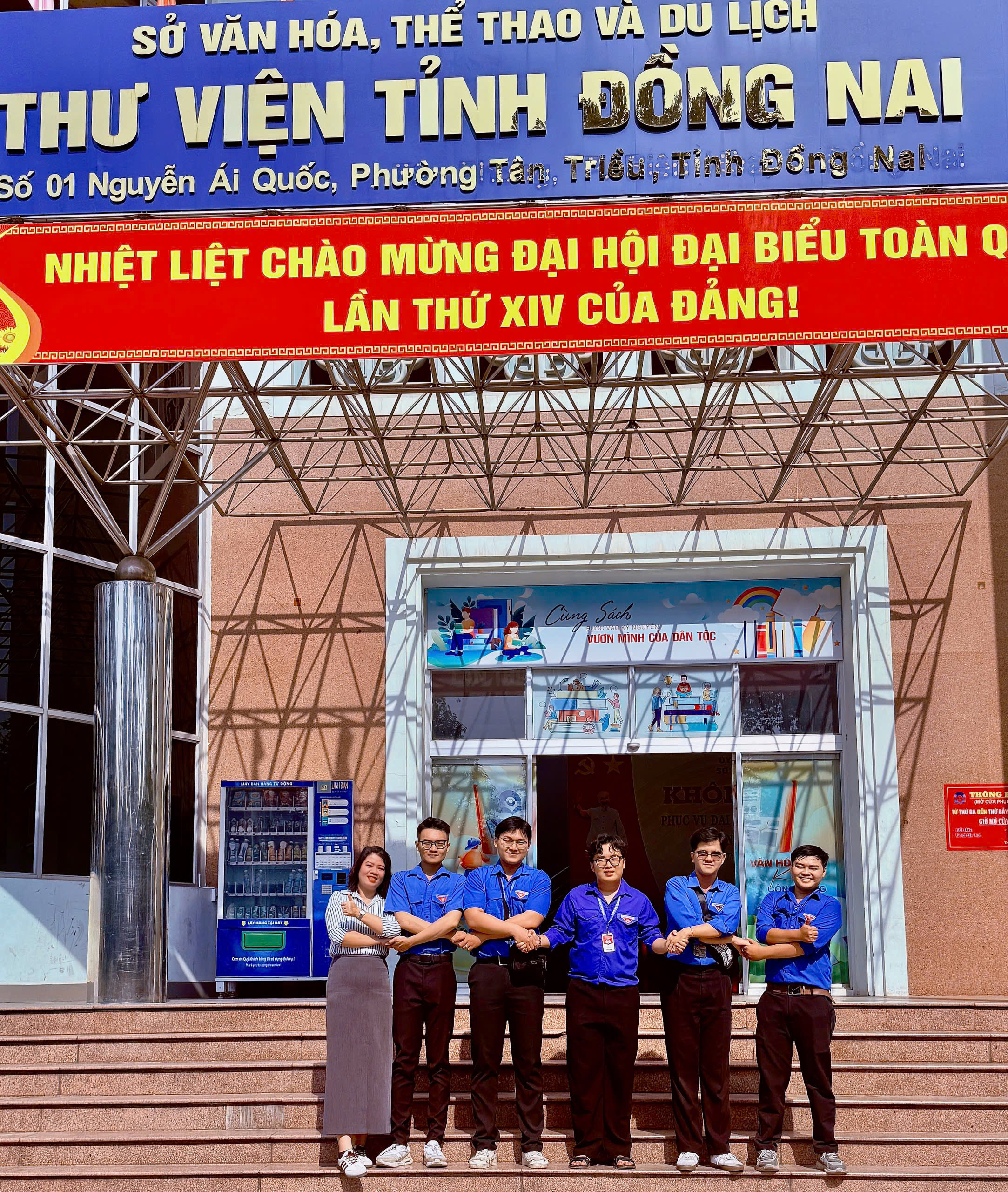 Thư viện Trường Đại học Công nghệ Đồng Nai tổ chức luân chuyển sách với Thư viện Tỉnh Đồng Nai phục vụ cộng đồng sinh viên năm học 2025–2026