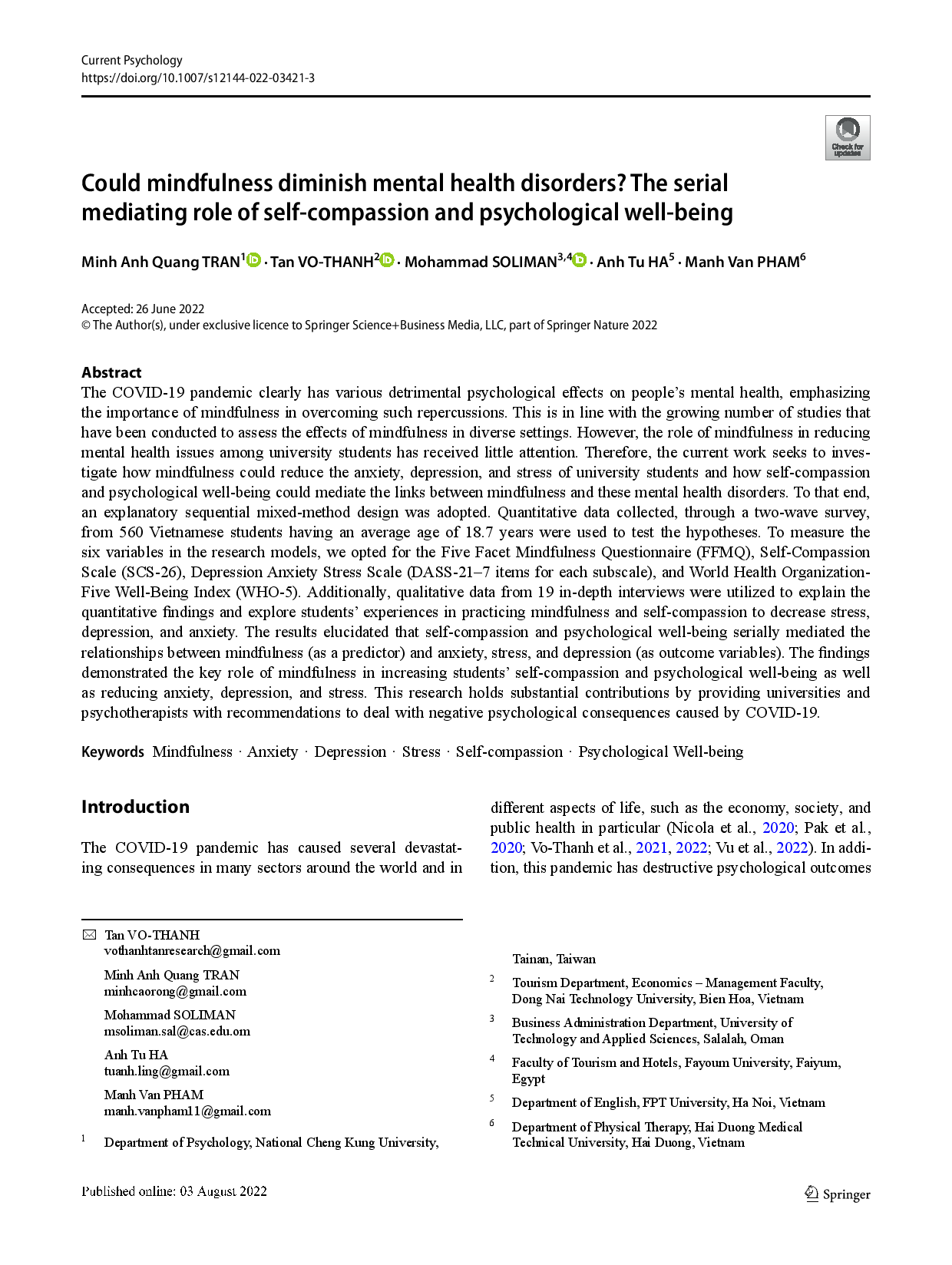 Could mindfulness diminish mental health disorders? The serial mediating role of self-compassion and psychological well-being. (Chánh niệm có thể làm giảm rối loạn sức khỏe tâm thần được không? Vai trò liên trung gian của lòng tự từ bi và sự thoải mái về mặt tâm lý)